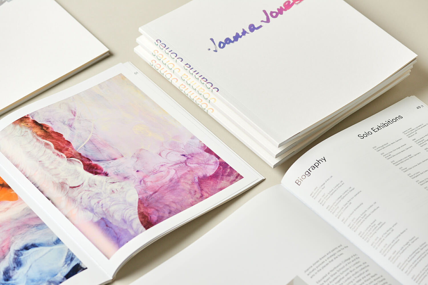 Gestaltung und Produktion des Kunstkatalogs für Joanna Jones