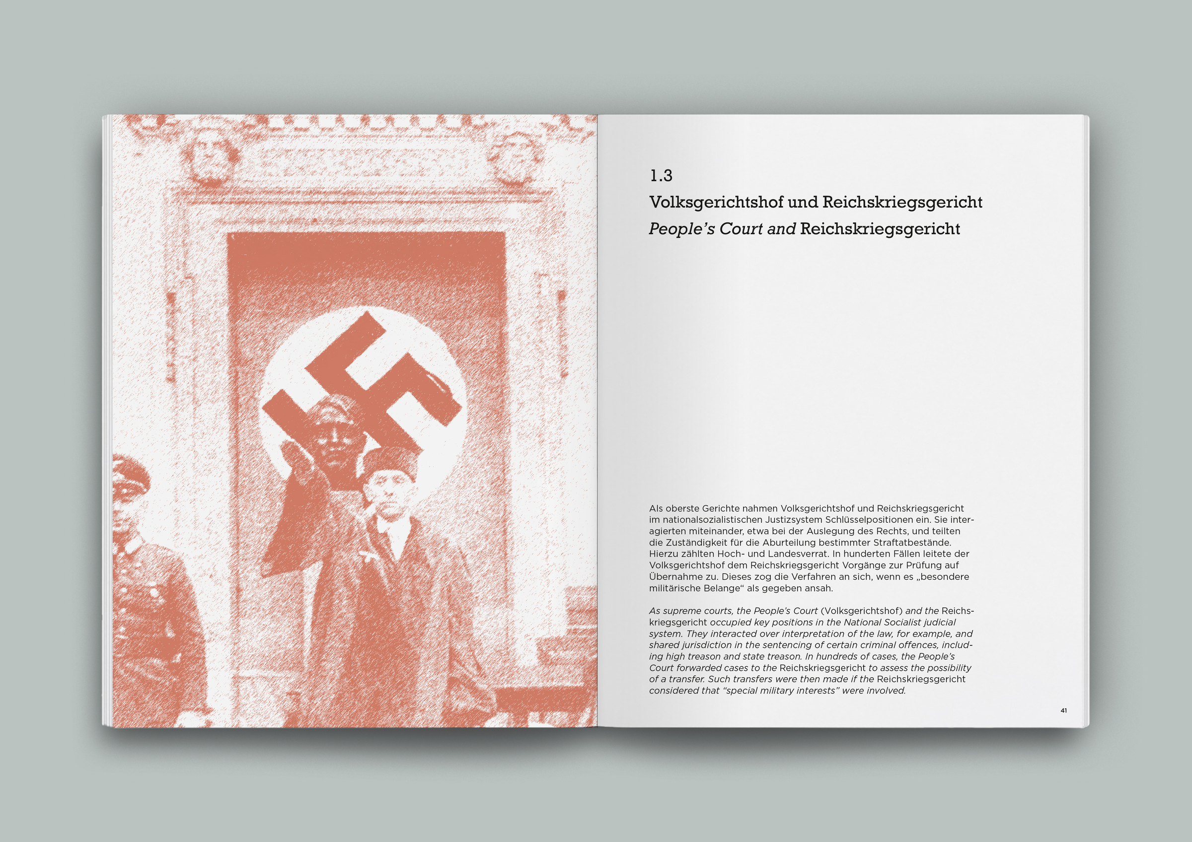 Blick in den Katalog der Ausstellung „Das Reichskriegsgericht 1936–1945“