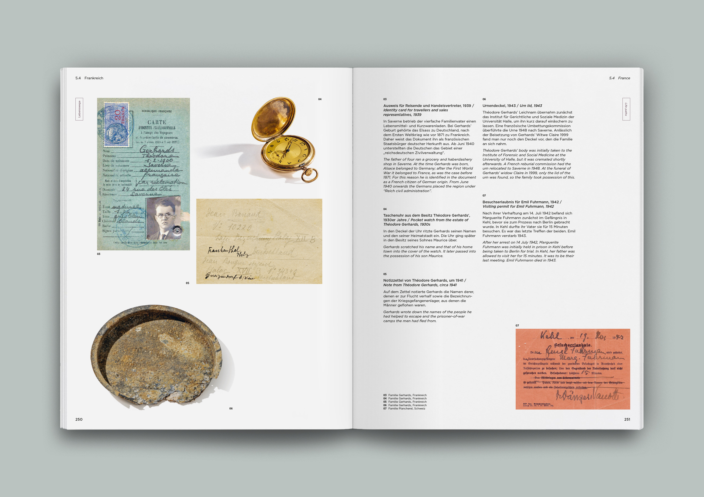 Blick in den Katalog der Ausstellung „Das Reichskriegsgericht 1936–1945“